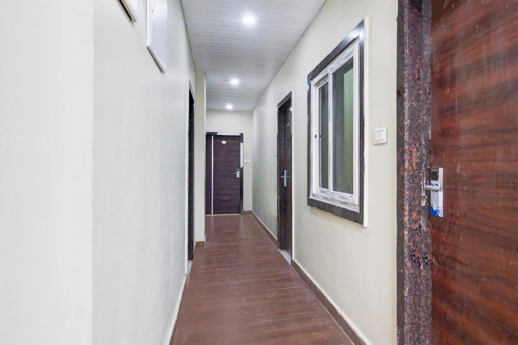 Super Collection O Srisailam Highway Hotel Shamshabad Exterior photo